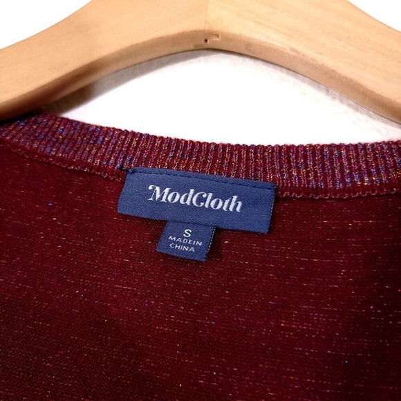 NEW Modcloth Charter School Metallic Button Down Cardigan Sweater Burgundy Small - Picture 2 of 9